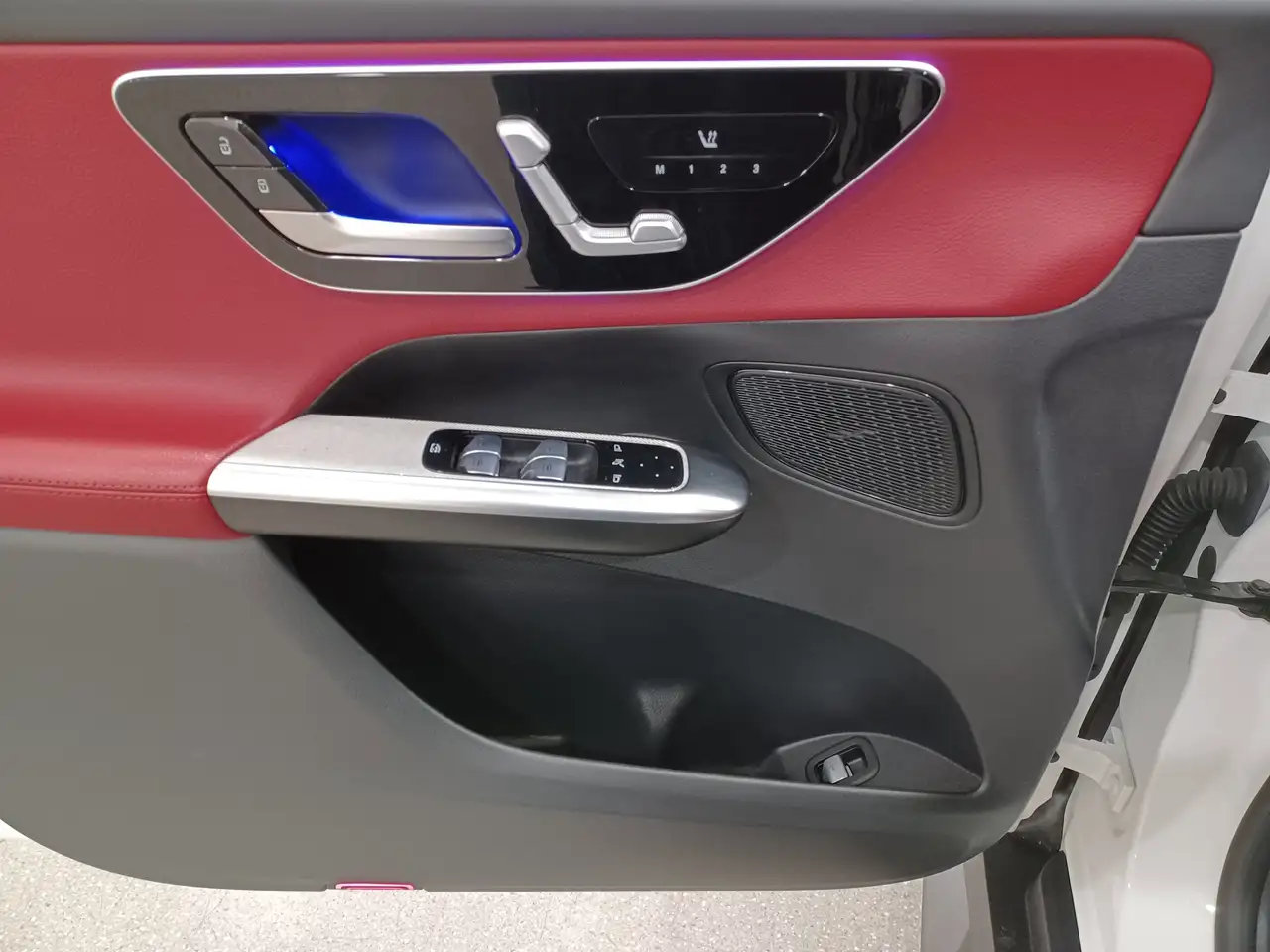 Mercedes-Benz GLC снимка Mercedes-Benz GLC