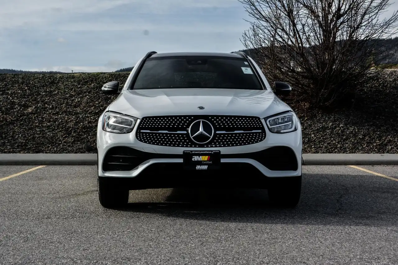 Mercedes-Benz GLC снимка Mercedes-Benz GLC