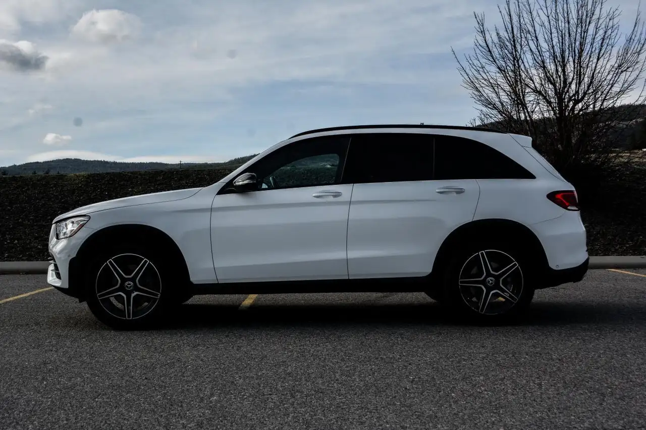 Mercedes-Benz GLC снимка Mercedes-Benz GLC