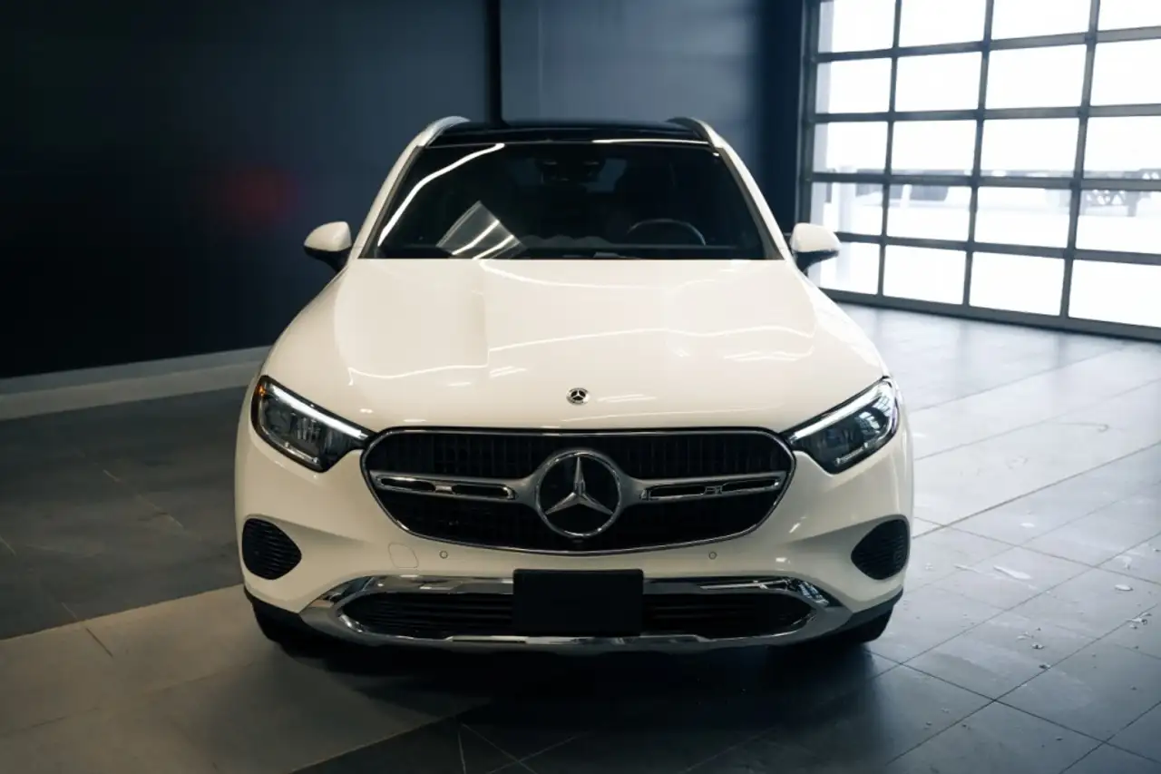 Mercedes-Benz GLC снимка Mercedes-Benz GLC