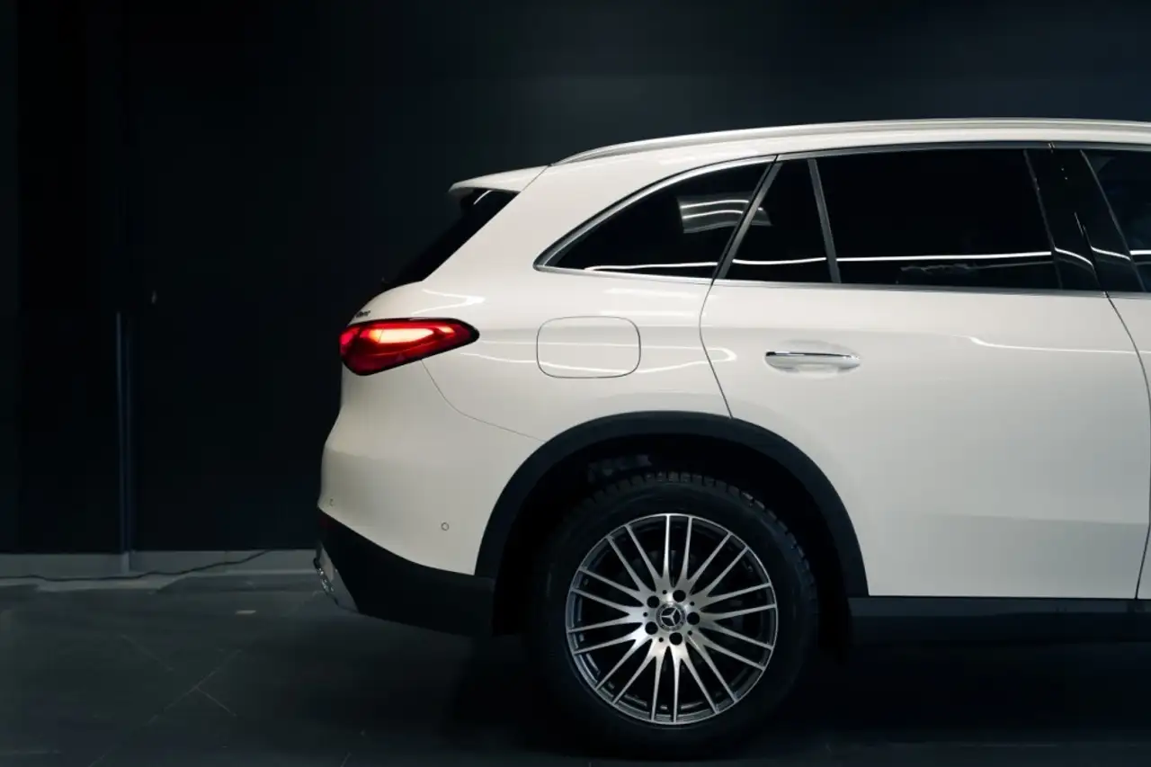 Mercedes-Benz GLC снимка Mercedes-Benz GLC