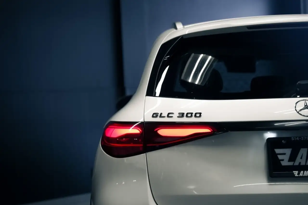 Mercedes-Benz GLC снимка Mercedes-Benz GLC