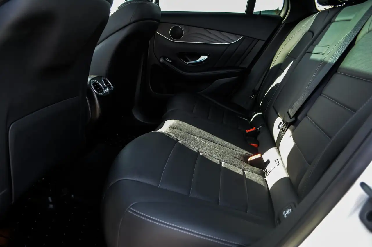 Mercedes-Benz GLC снимка Mercedes-Benz GLC