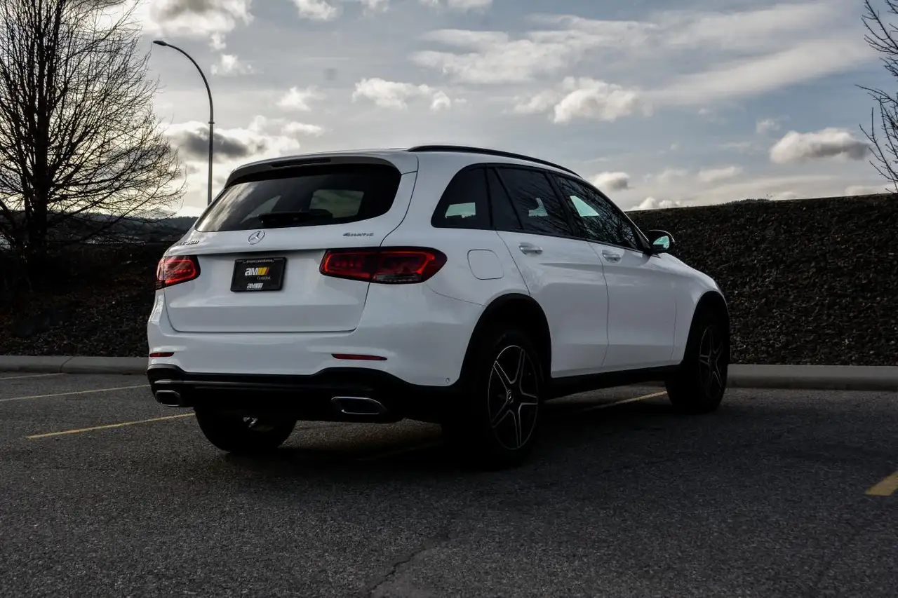 Mercedes-Benz GLC снимка Mercedes-Benz GLC