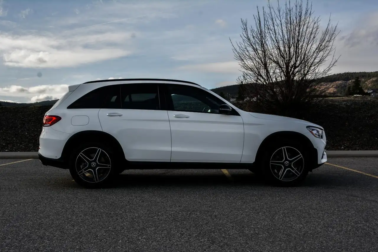 Mercedes-Benz GLC снимка Mercedes-Benz GLC