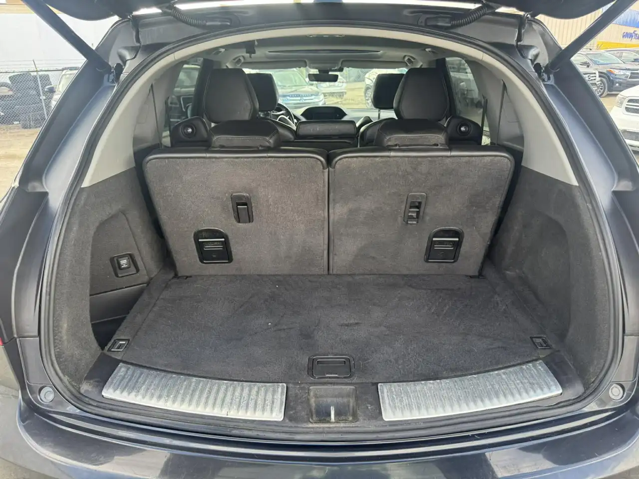 Acura MDX снимка Acura MDX