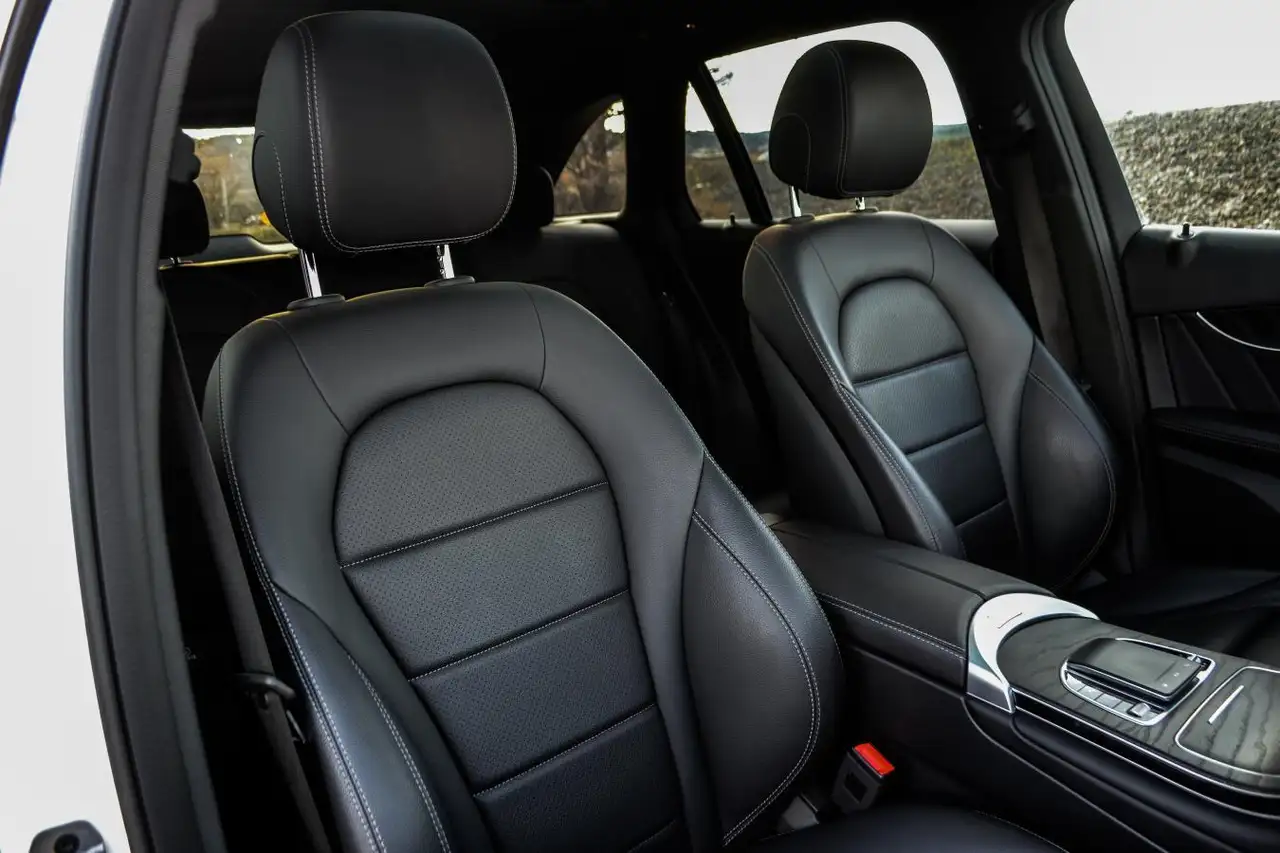 Mercedes-Benz GLC снимка Mercedes-Benz GLC