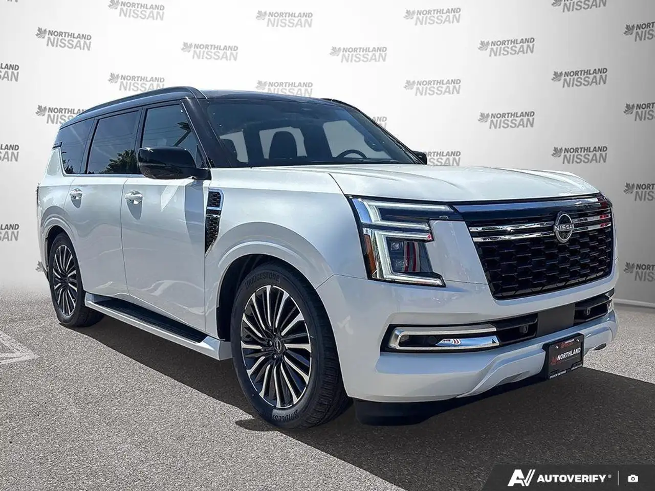 Nissan Armada снимка Nissan Armada