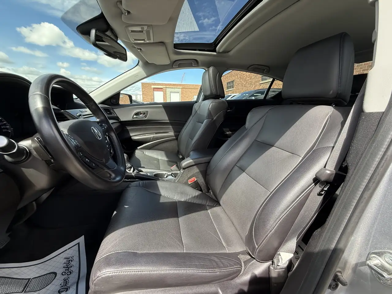 Acura ILX снимка Acura ILX
