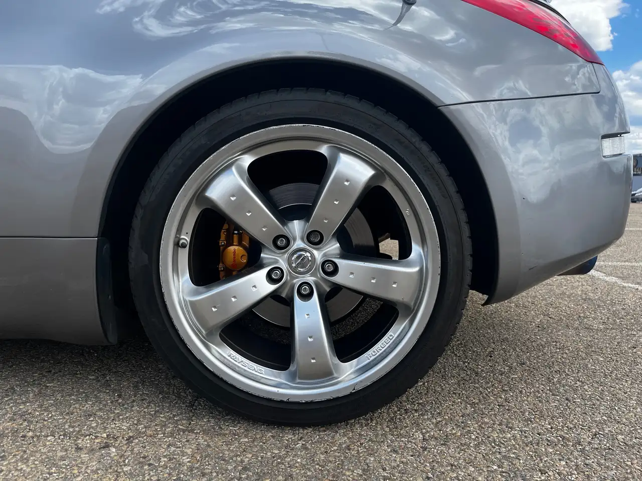 Nissan 350Z снимка Nissan 350Z