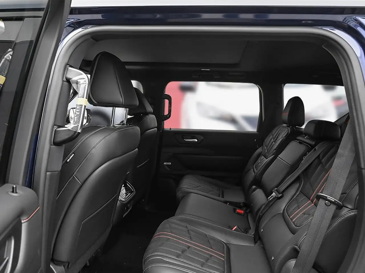 Nissan Armada снимка Nissan Armada