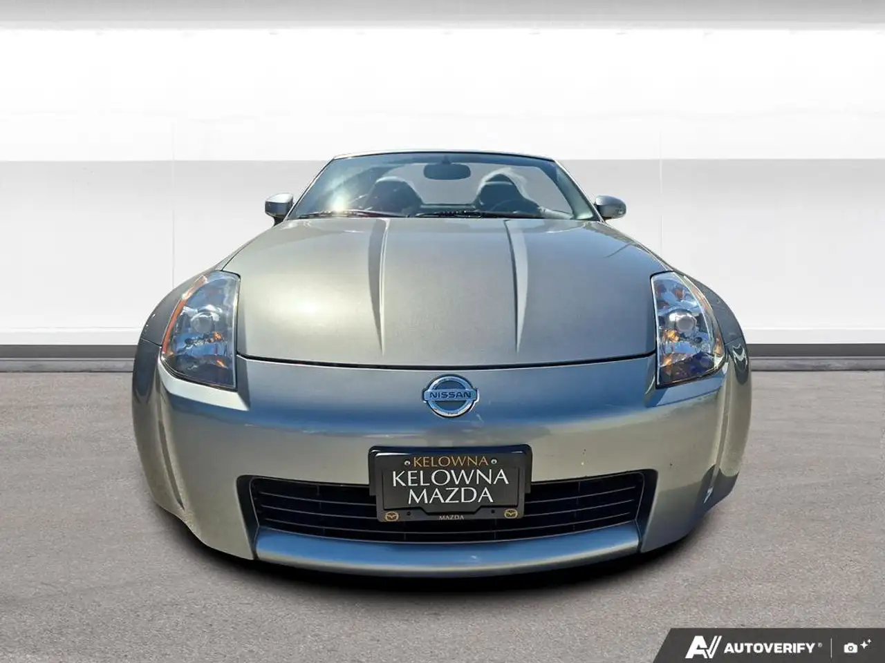 Nissan 350Z снимка Nissan 350Z
