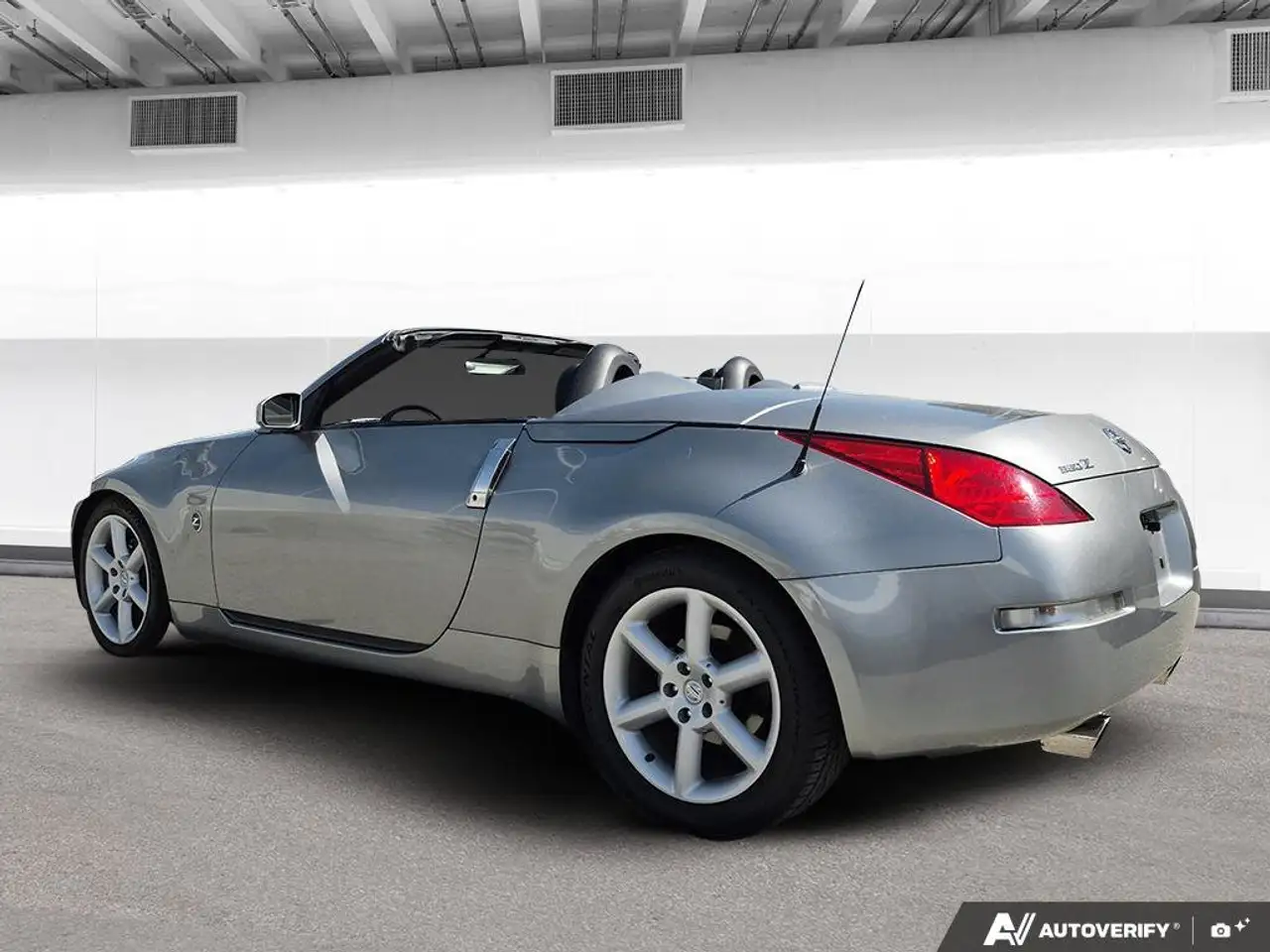 Nissan 350Z снимка Nissan 350Z