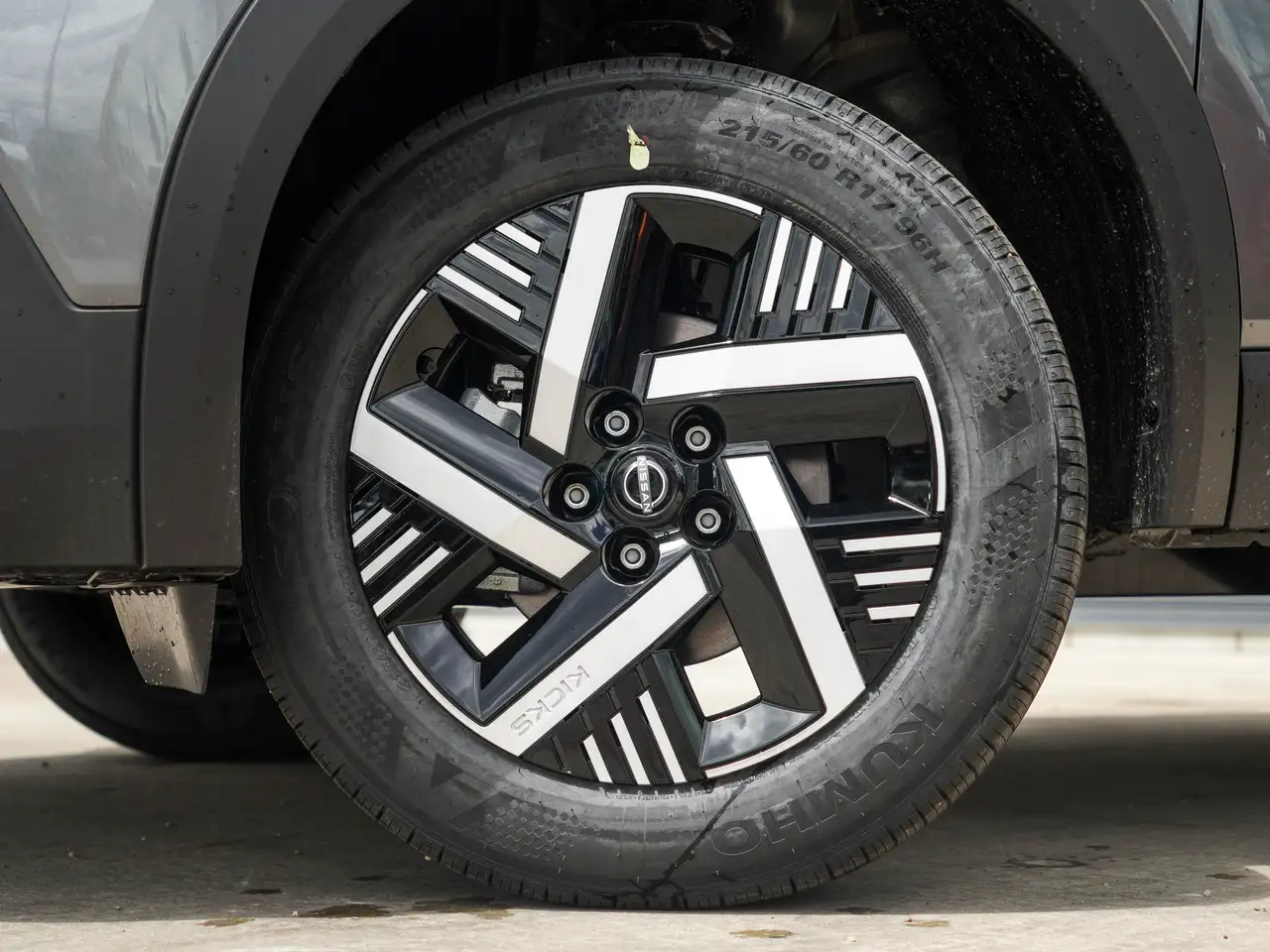 Nissan Kicks снимка Nissan Kicks