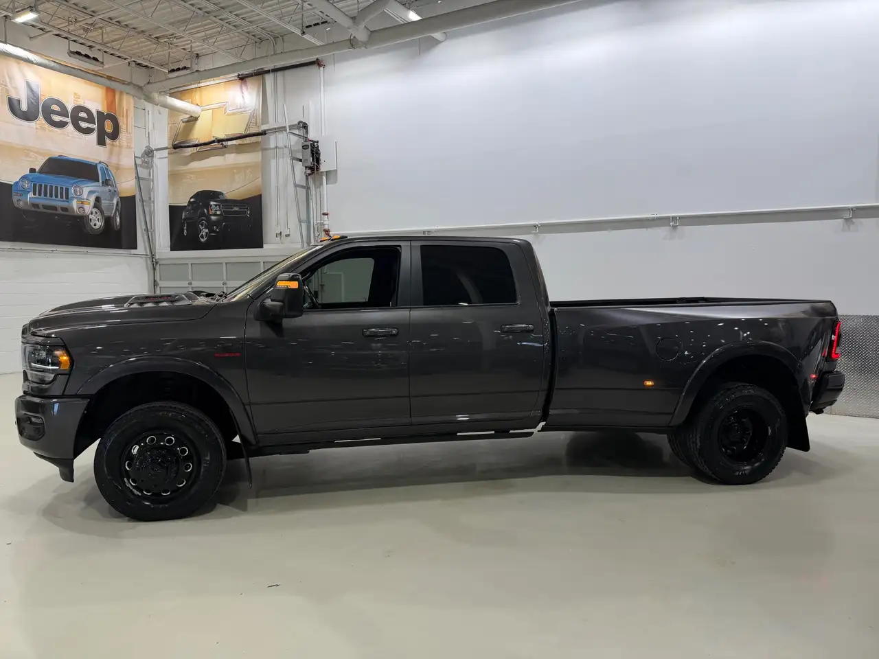 RAM 3500 photo RAM 3500