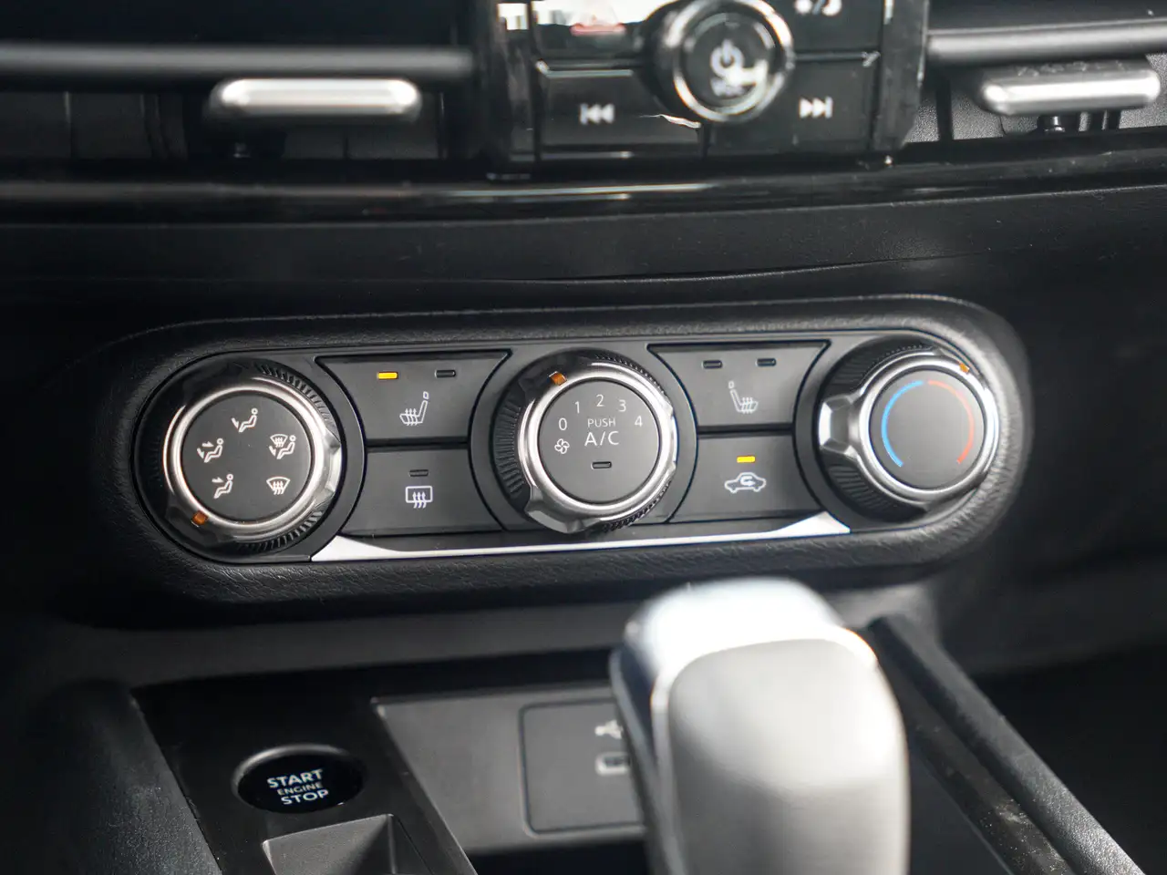 Nissan Kicks снимка Nissan Kicks