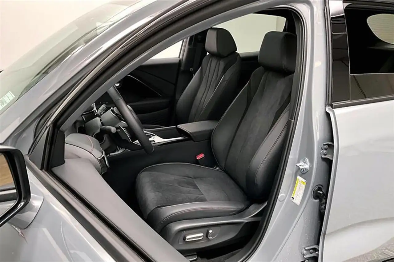 Acura ADX снимка Acura ADX
