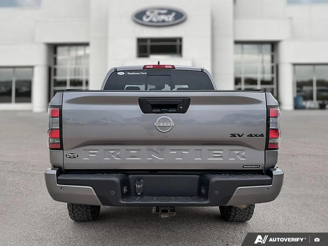Nissan Frontier снимка Nissan Frontier