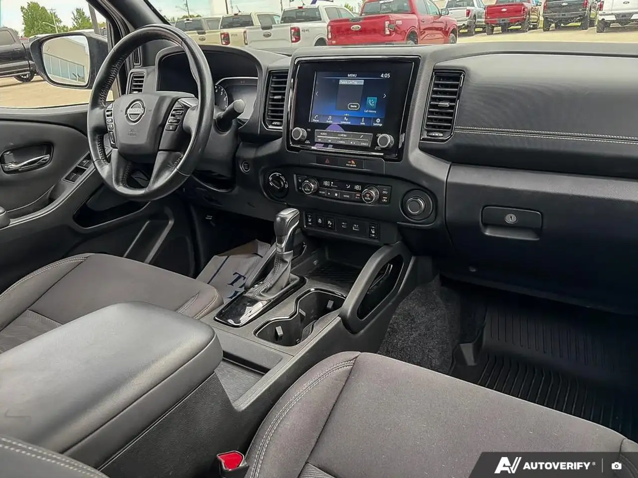 Nissan Frontier снимка Nissan Frontier