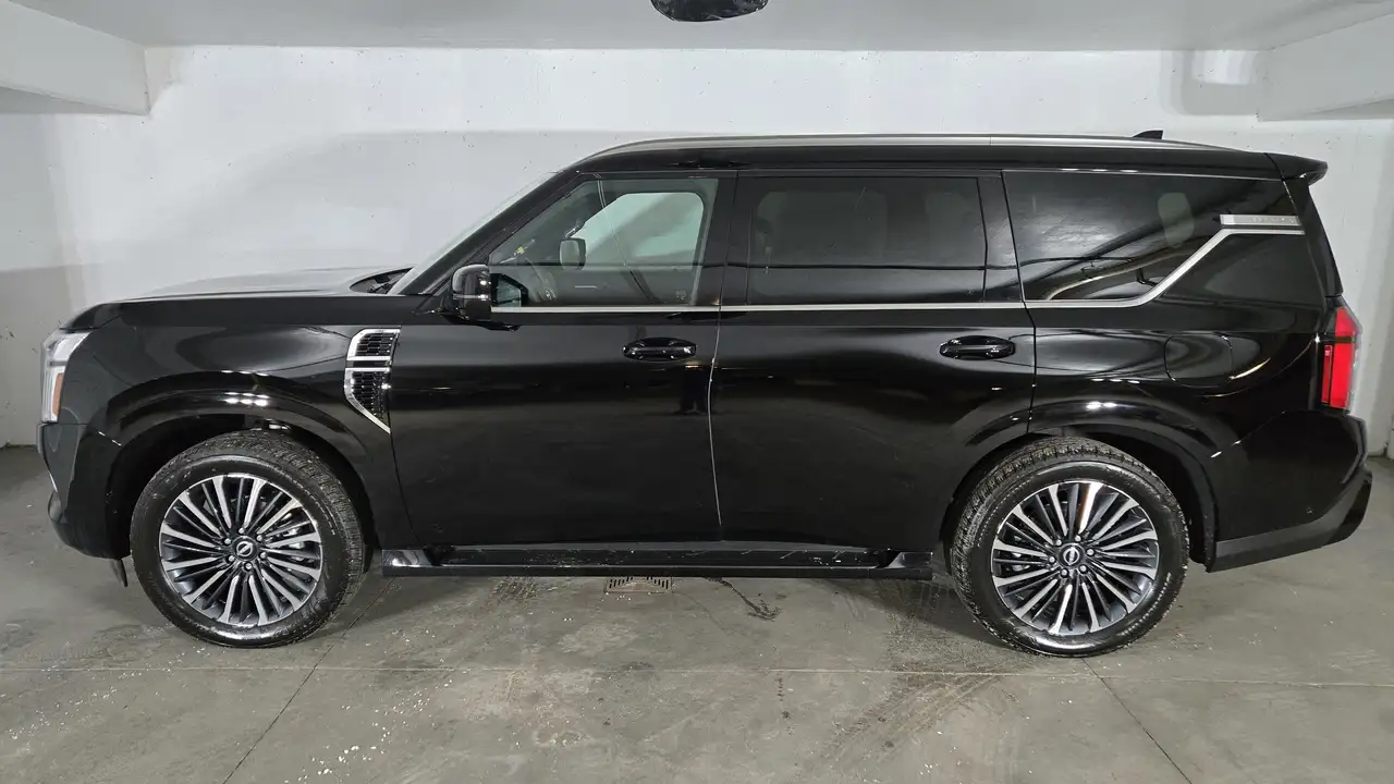 Nissan Armada снимка Nissan Armada