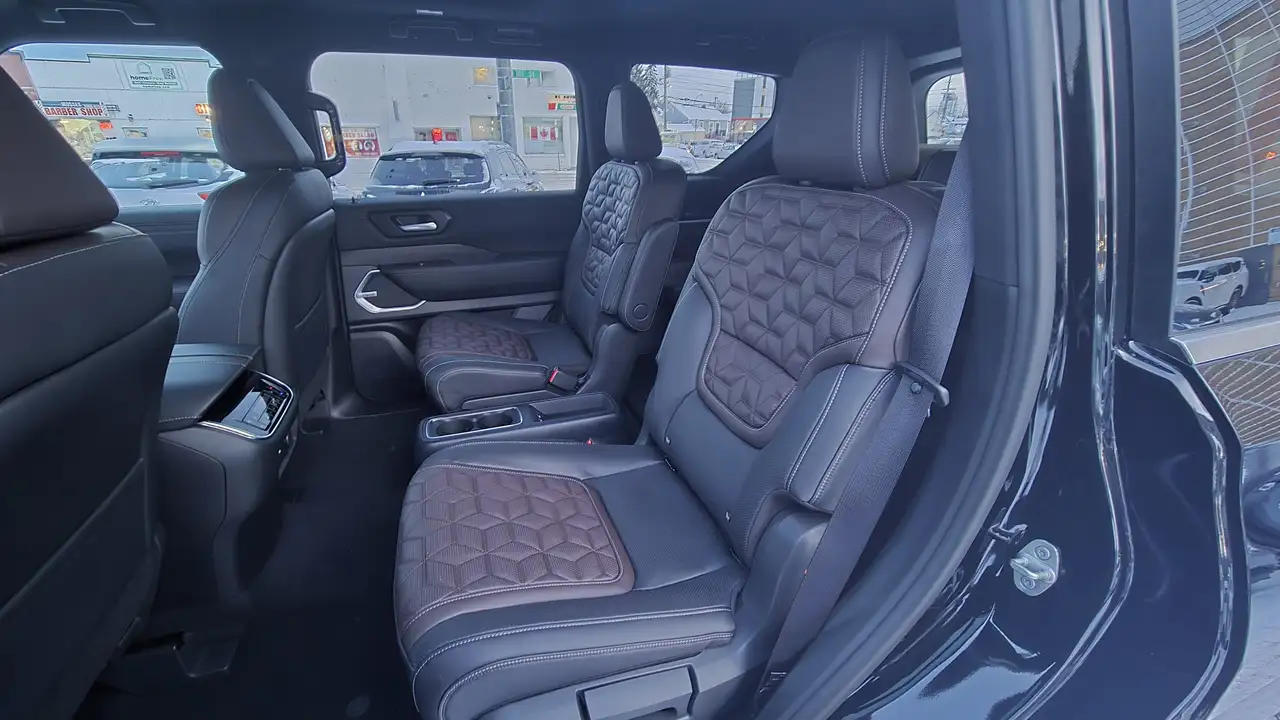 Nissan Armada снимка Nissan Armada