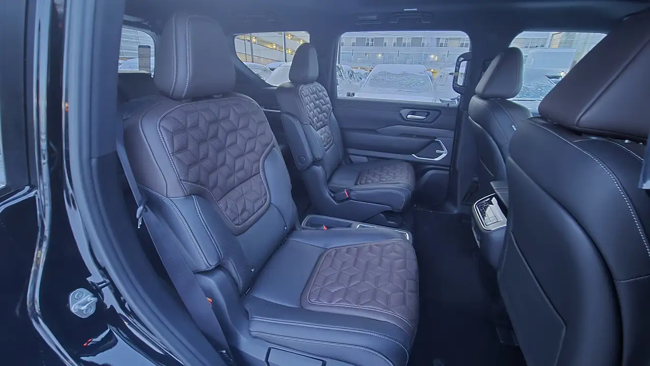 Nissan Armada снимка Nissan Armada