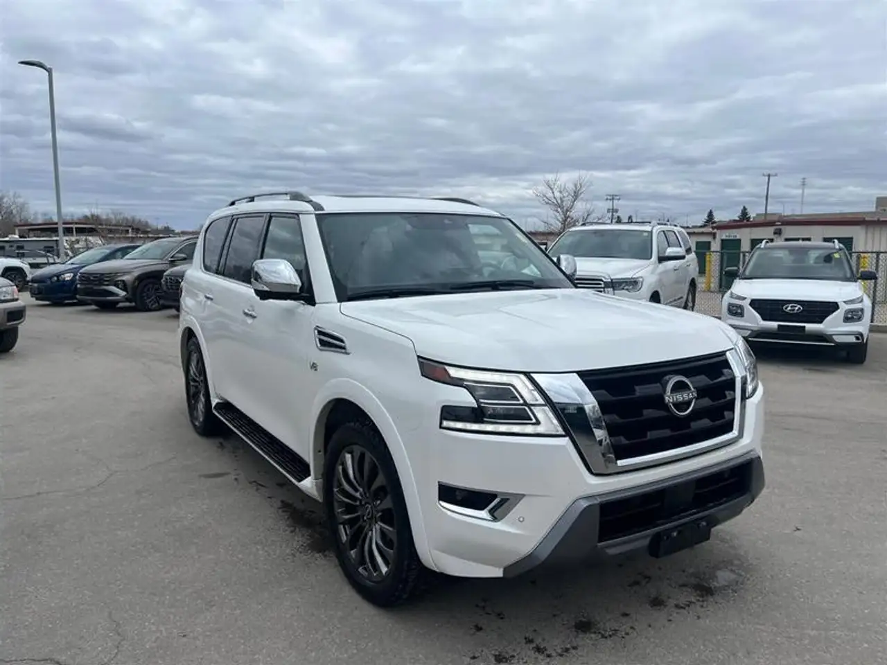 Nissan Armada снимка Nissan Armada