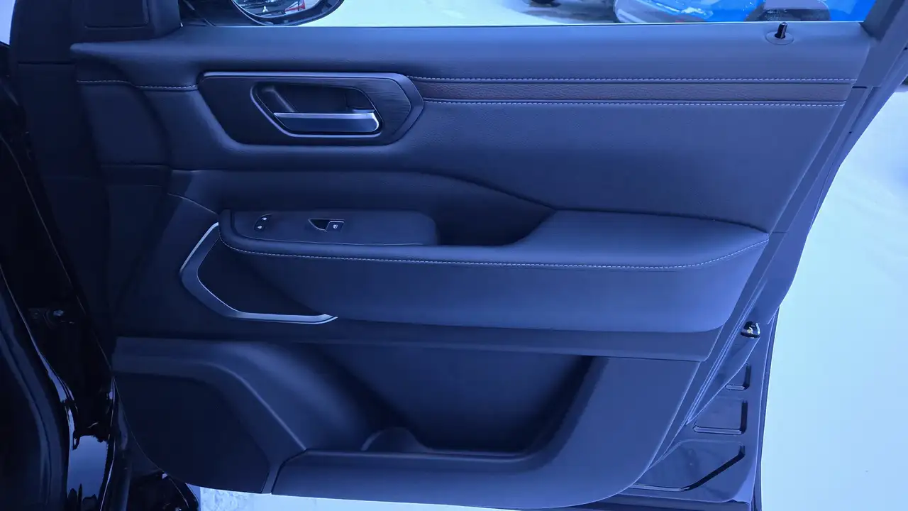 Nissan Armada снимка Nissan Armada