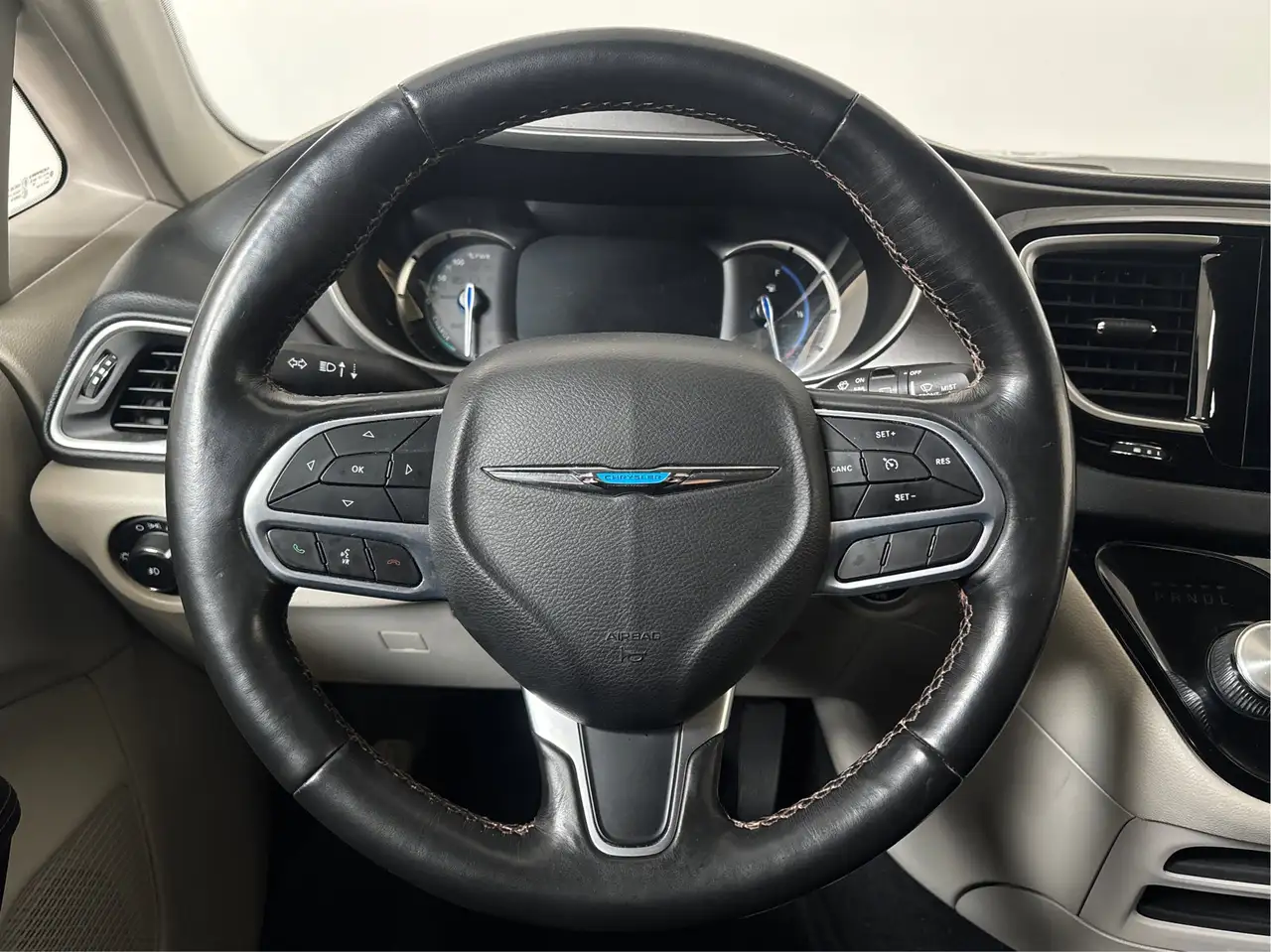 Chrysler Pacifica fotografie Chrysler Pacifica