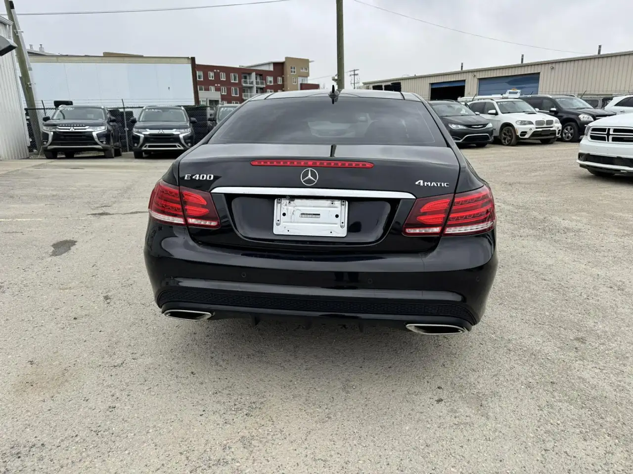 Mercedes-Benz E-Class photo Mercedes-Benz E-Class