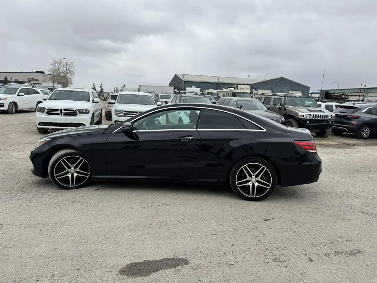 Mercedes-Benz E-Class photo Mercedes-Benz E-Class