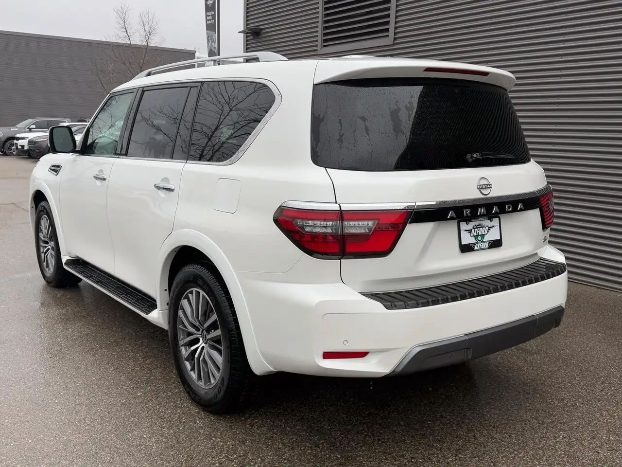 Nissan Armada снимка Nissan Armada