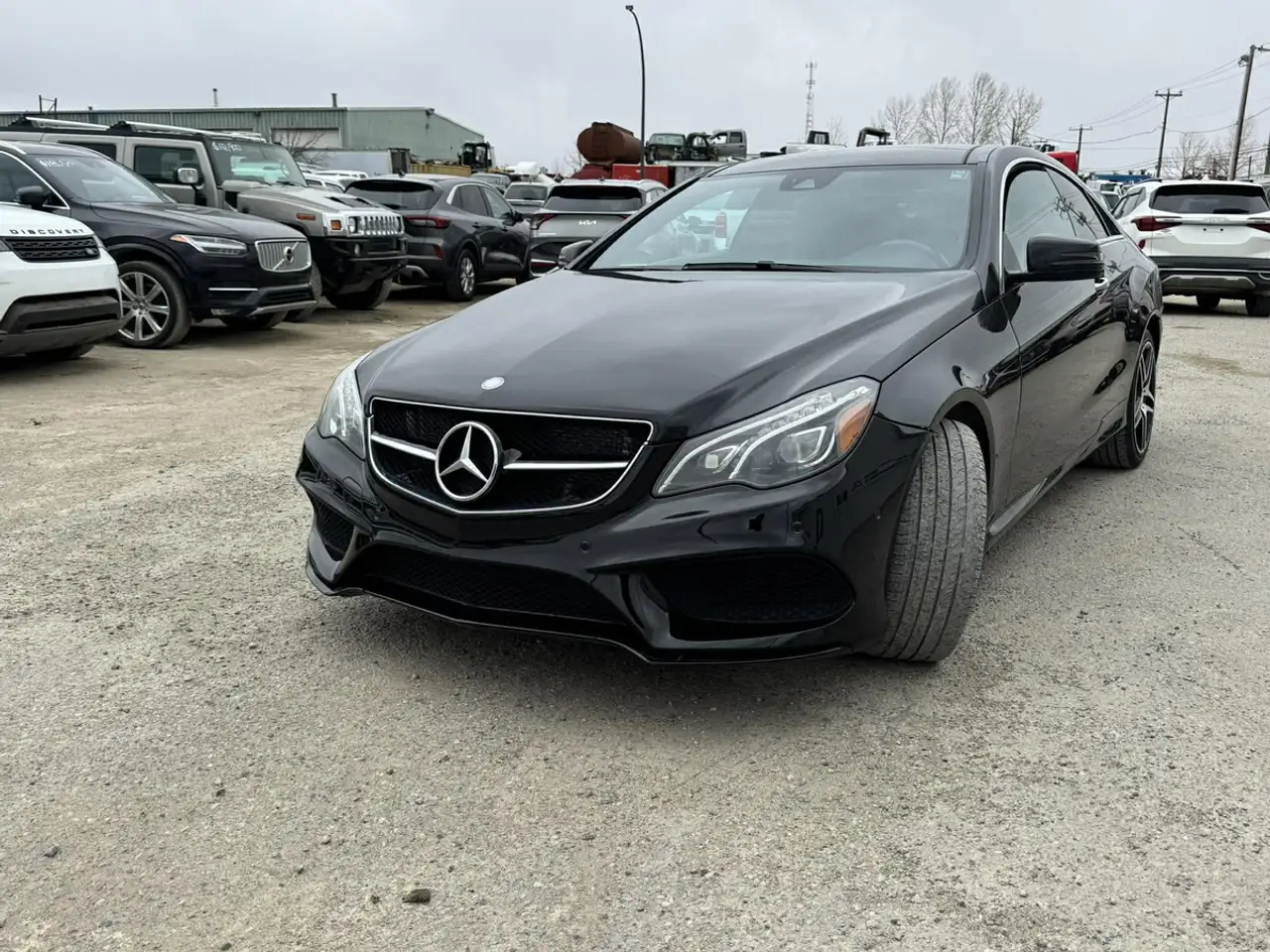 Mercedes-Benz E-Class photo Mercedes-Benz E-Class