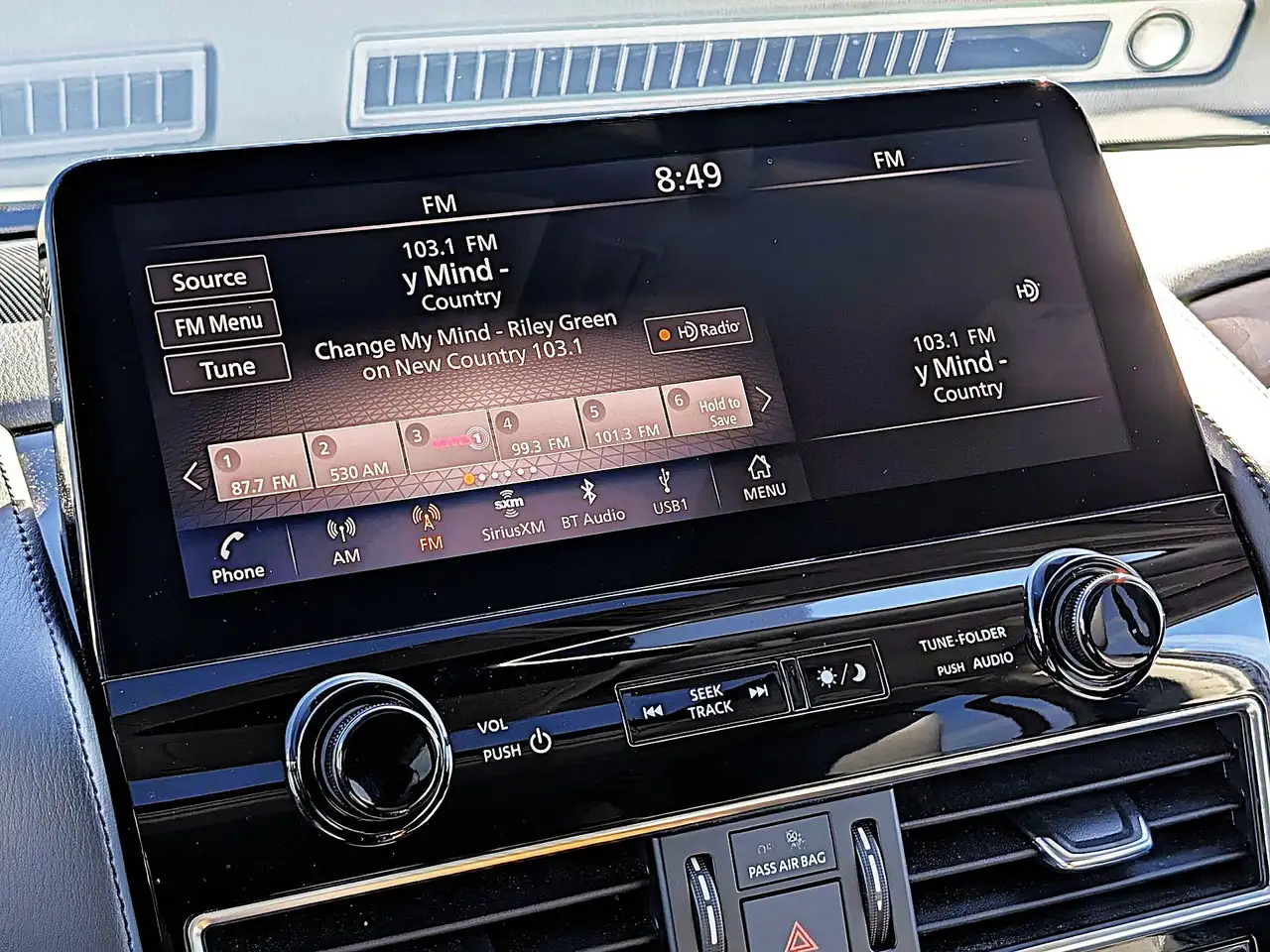 Nissan Armada снимка Nissan Armada