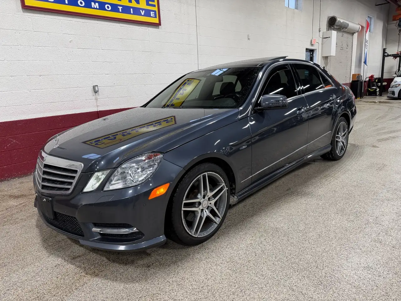 Mercedes-Benz E-Class photo Mercedes-Benz E-Class