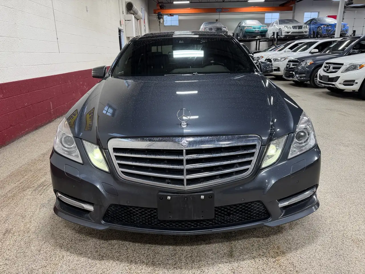 Mercedes-Benz E-Class photo Mercedes-Benz E-Class