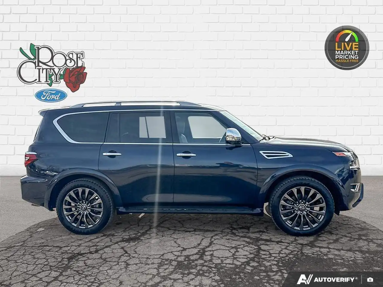Nissan Armada снимка Nissan Armada