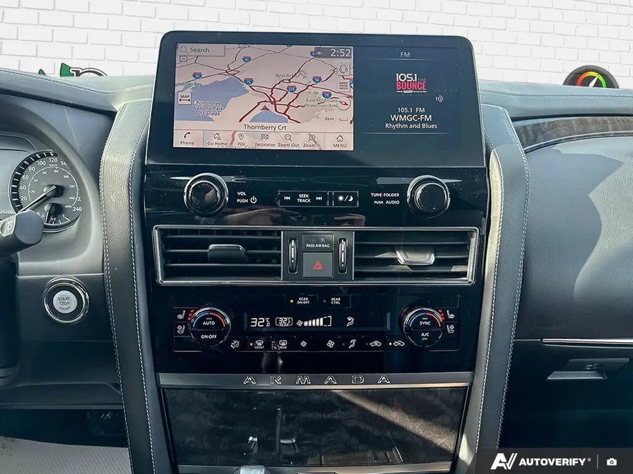 Nissan Armada снимка Nissan Armada