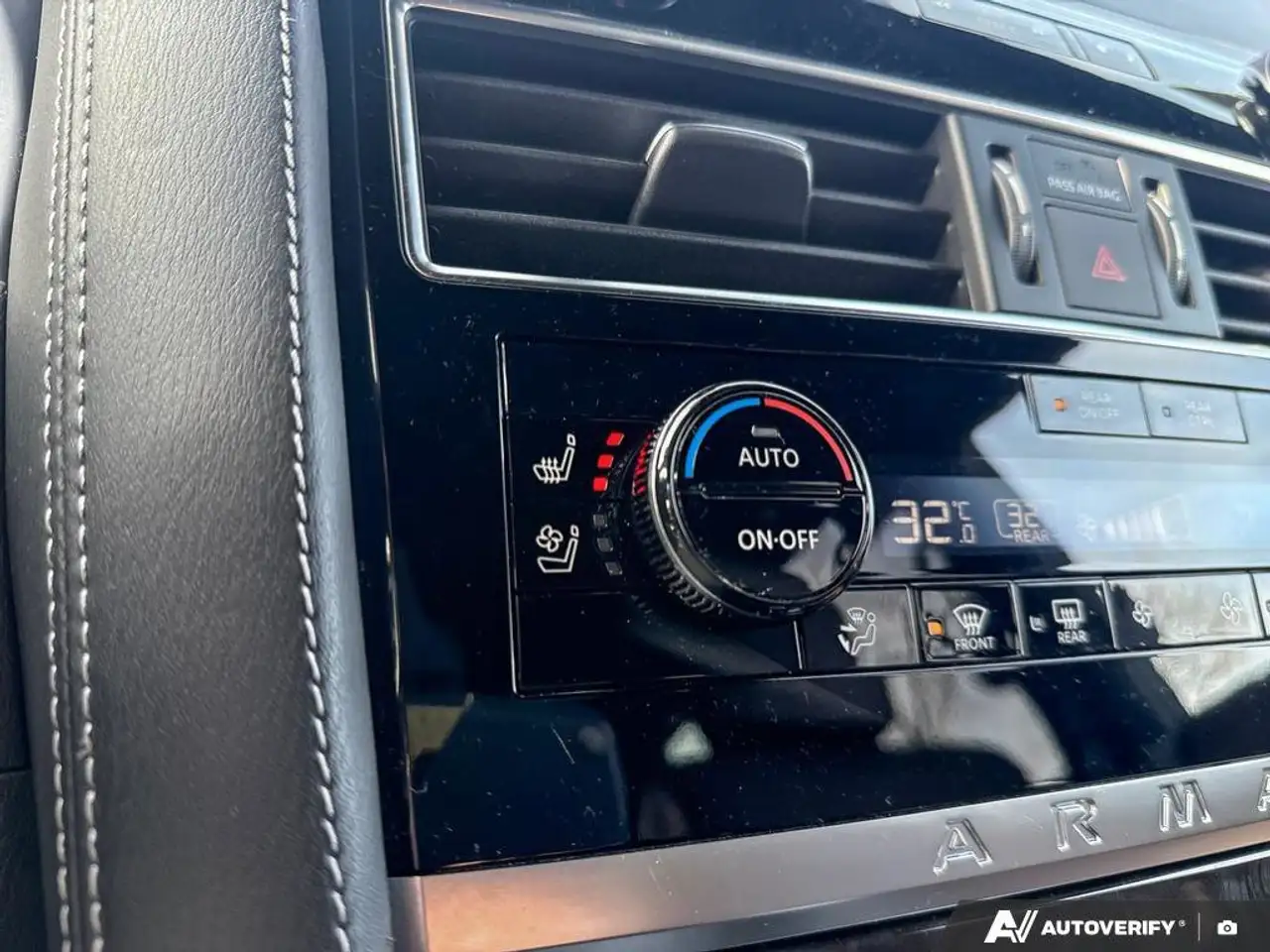 Nissan Armada снимка Nissan Armada