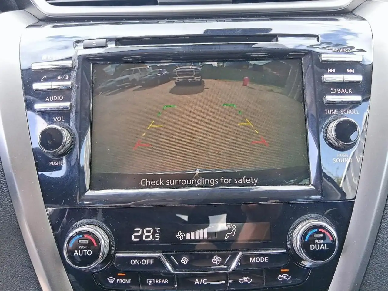 Nissan Murano снимка Nissan Murano