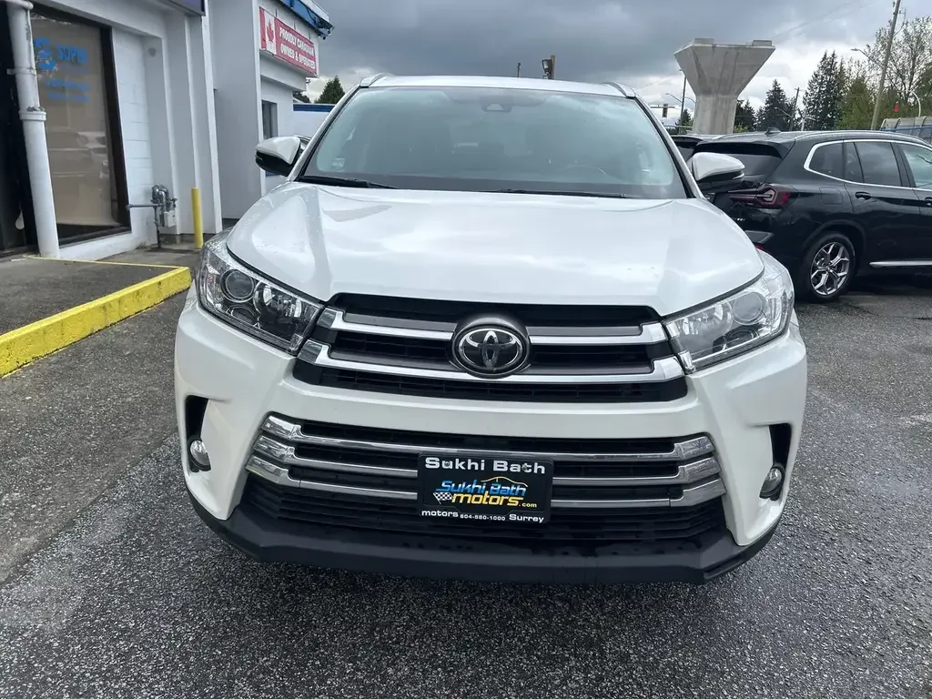 Toyota Highlander photo Toyota Highlander