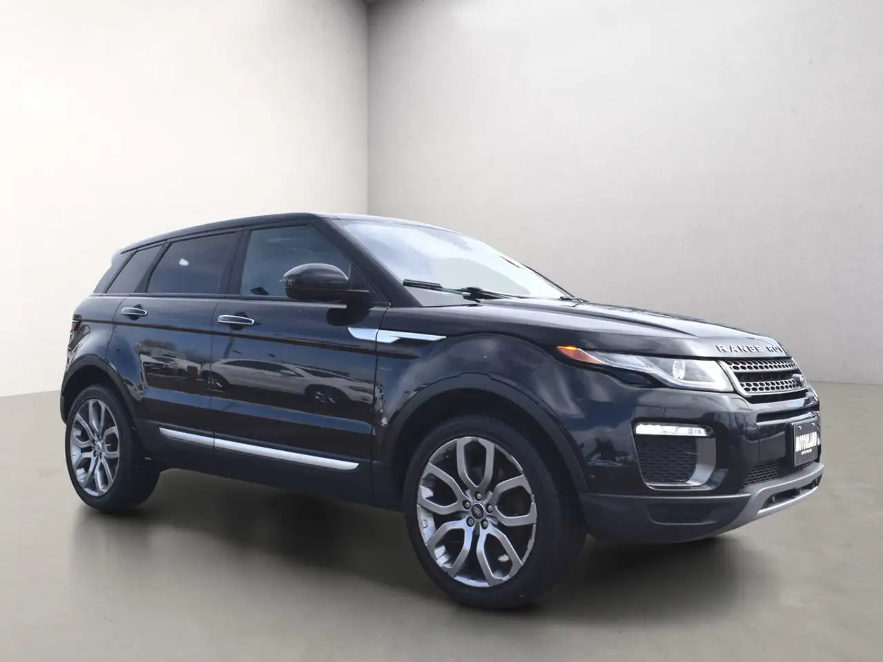 Land Rover Range Rover Evoque photo Land Rover Range Rover Evoque