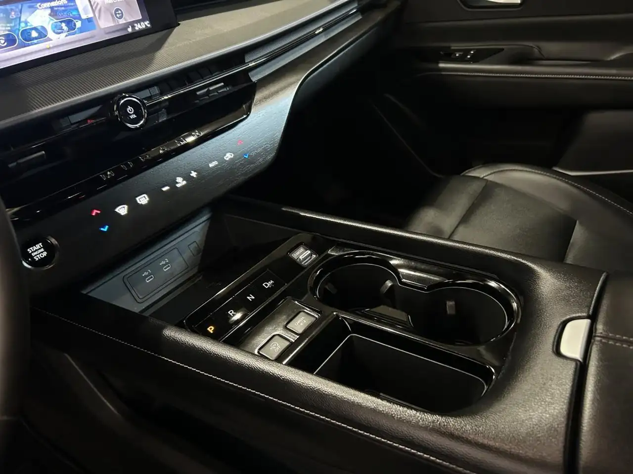 Nissan Murano снимка Nissan Murano