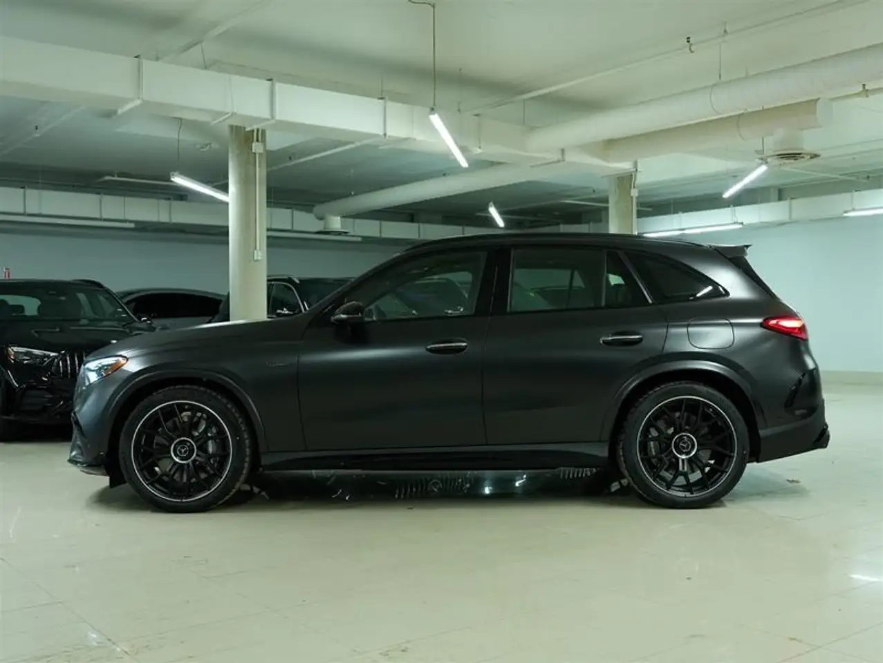 Mercedes-Benz GLC снимка Mercedes-Benz GLC