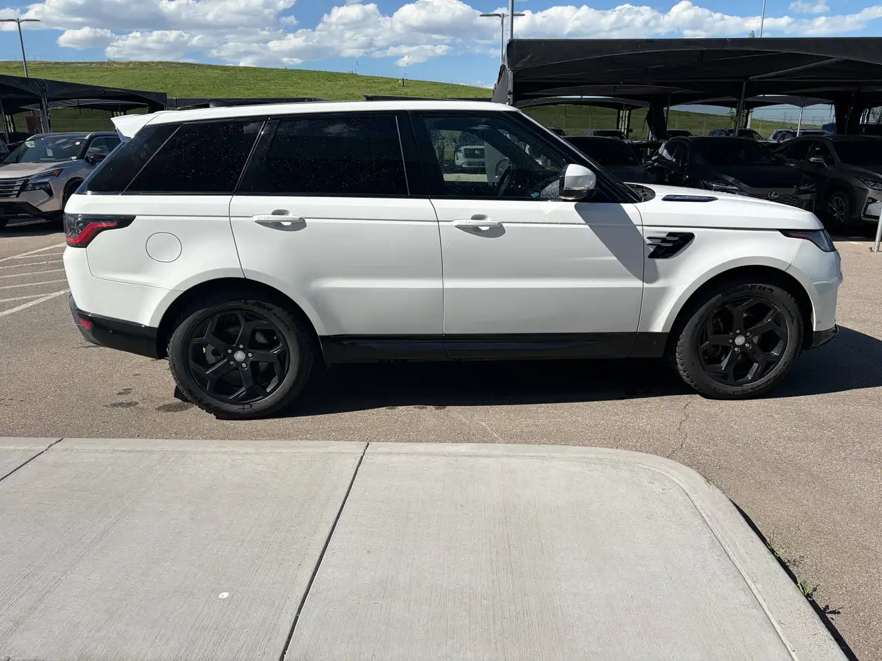 Land Rover Range Rover Sport photo Land Rover Range Rover Sport