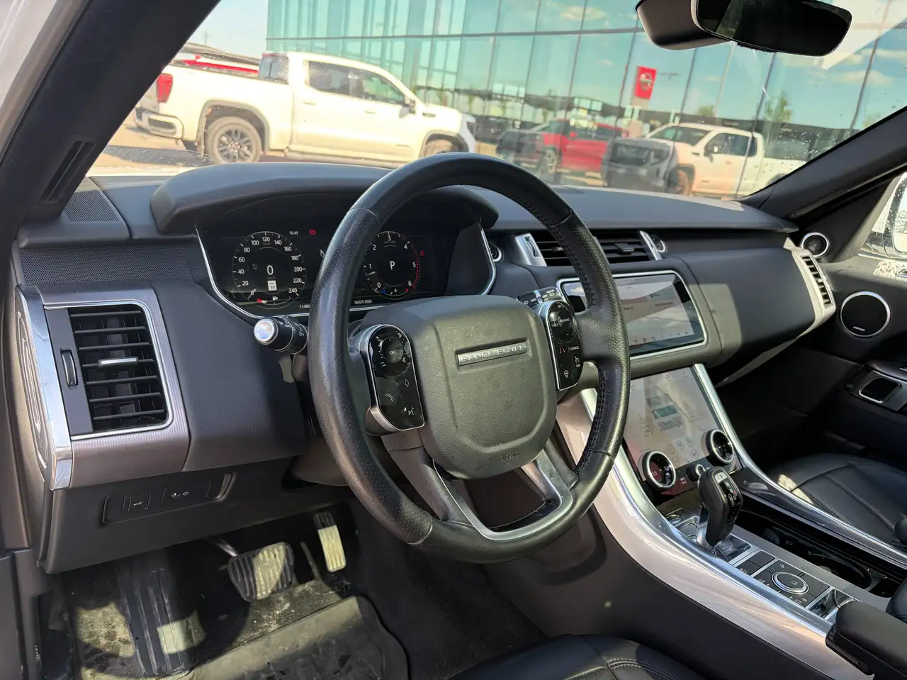 Land Rover Range Rover Sport photo Land Rover Range Rover Sport