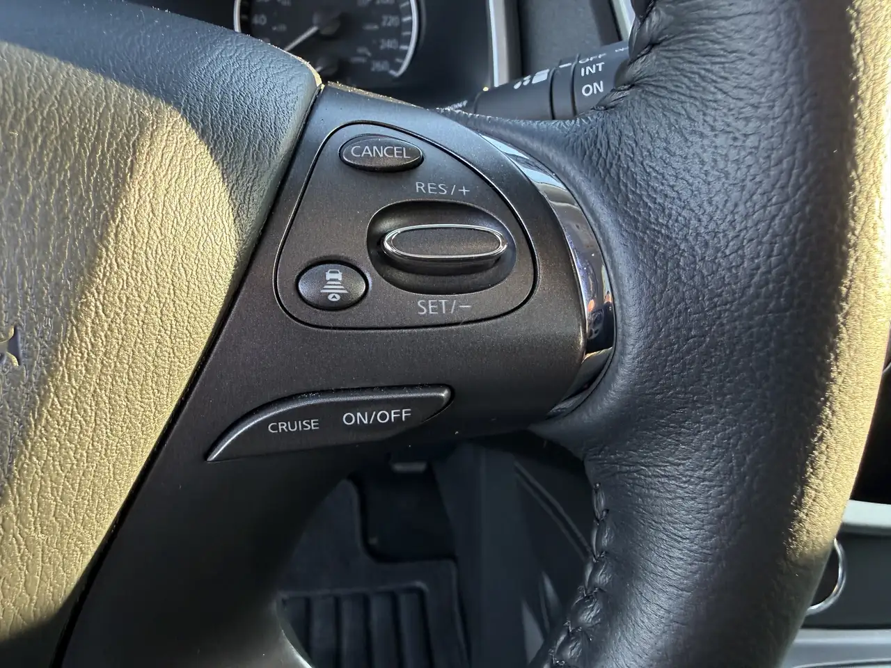 Nissan Murano снимка Nissan Murano