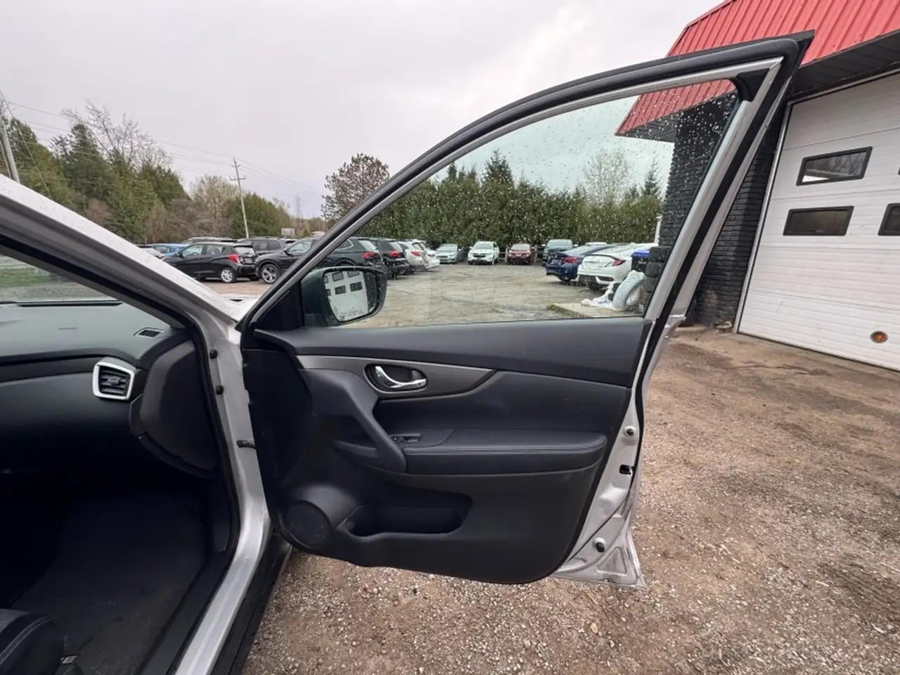 Nissan Rogue photo Nissan Rogue