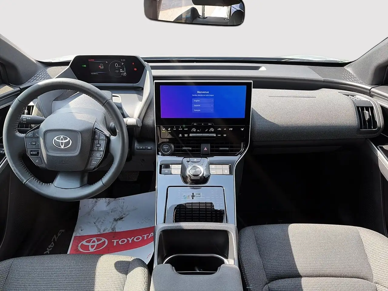 Toyota bZ4X photo Toyota bZ4X