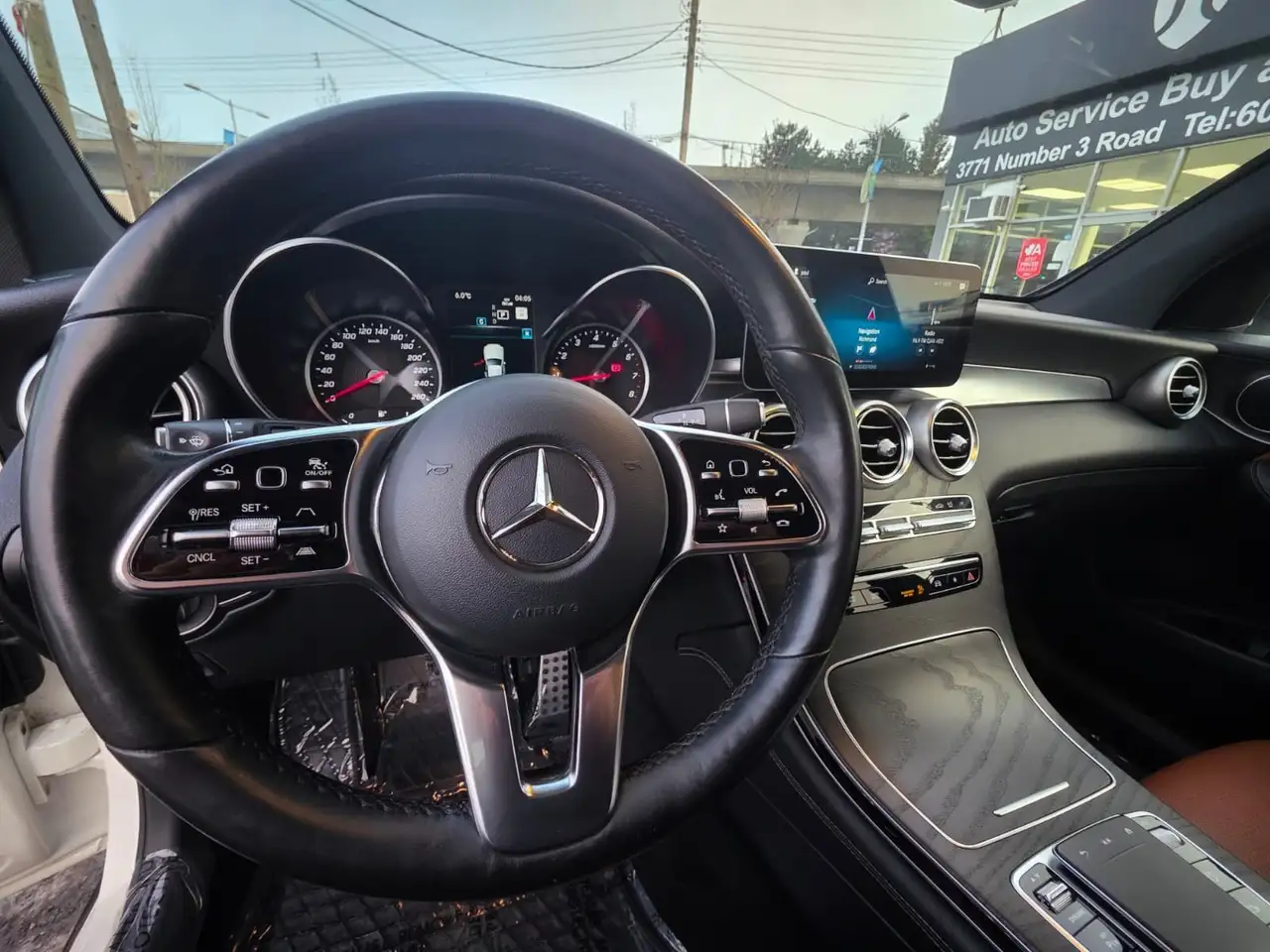 Mercedes-Benz GLC снимка Mercedes-Benz GLC